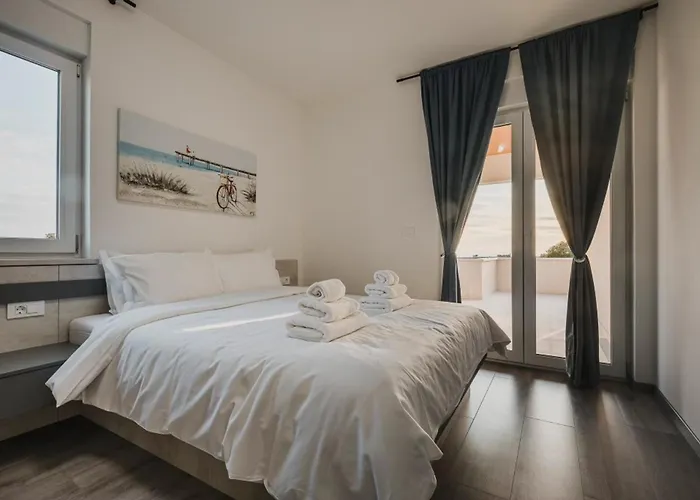 Ashka Vista Mare