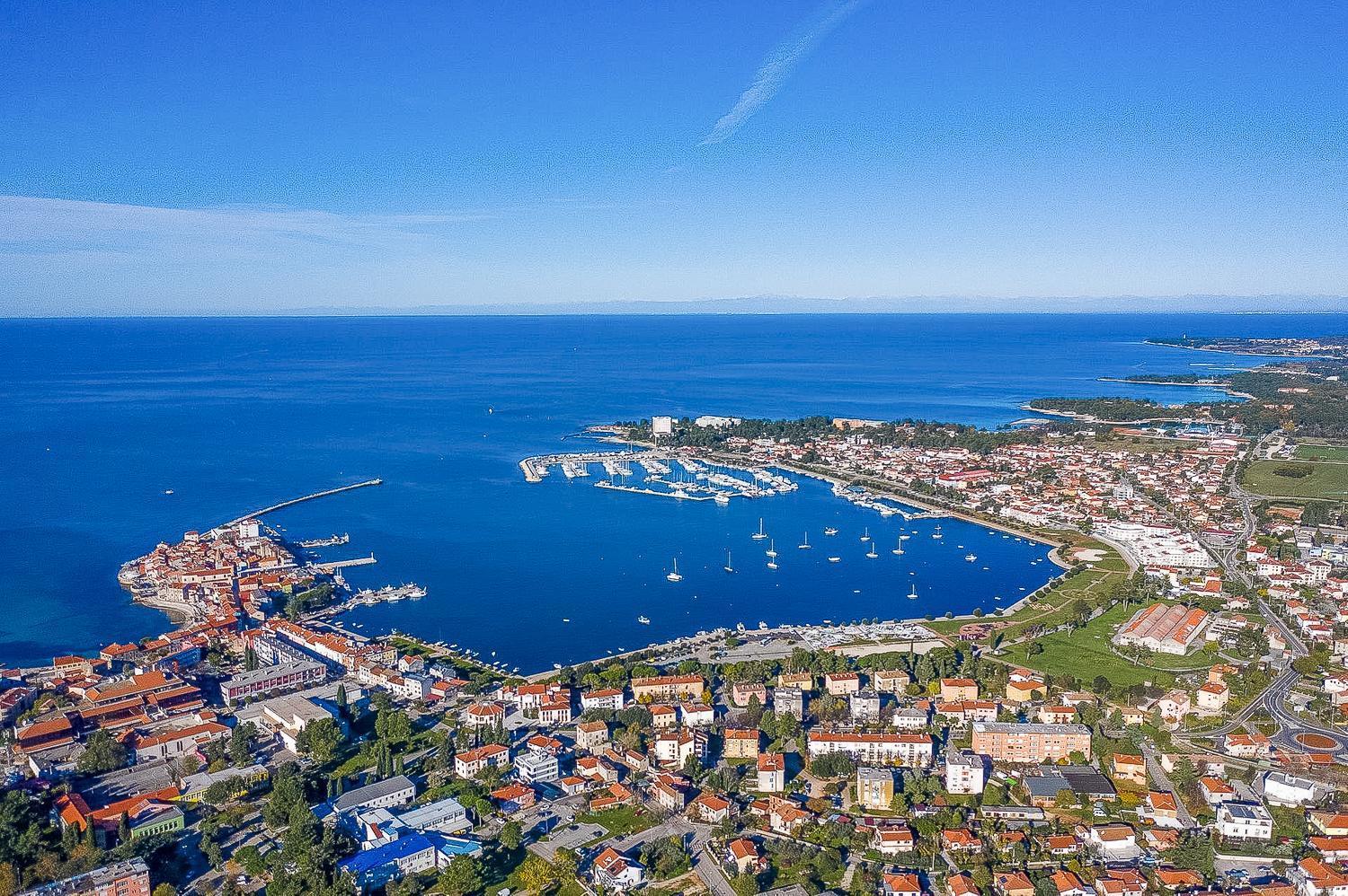 Ashka Vista Mare